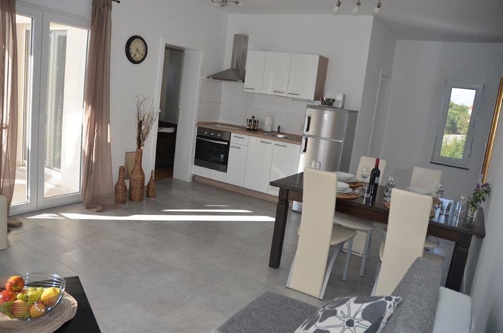 Apartments Villa Marina Vodice Bilik gambar